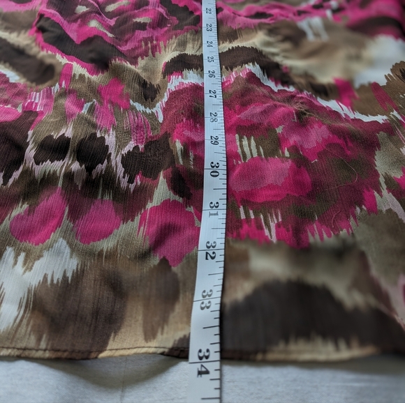 Women's Top/Blouse. Pink,brown and white. Size 14 - Picture 6 of 6